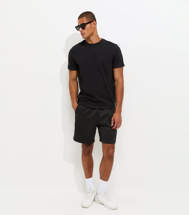 Only and Sons Men's Black Track Sweatshirt Shorts Only and Sons New Look - 2