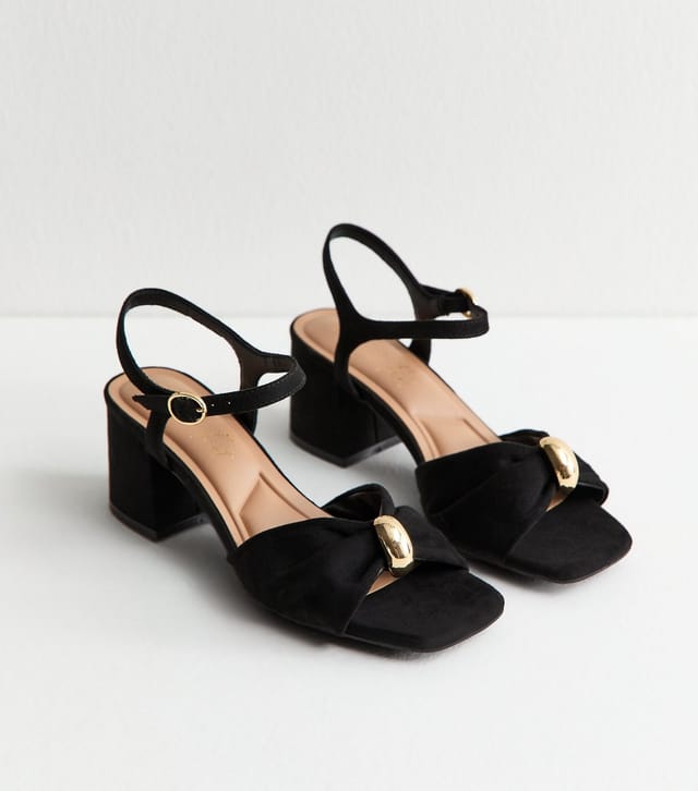 New Look Women's Wide Fit Black Faux Suede Metal Ring Block Heel Sandals Vegan New Look - 2