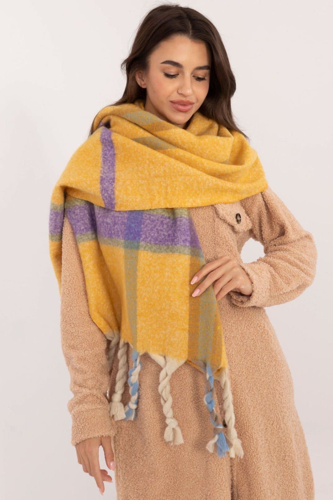 Love Lace Love Lace Women's Elegant Checkered Polyester Scarf With Tassel Fringe for Winter in Yellow