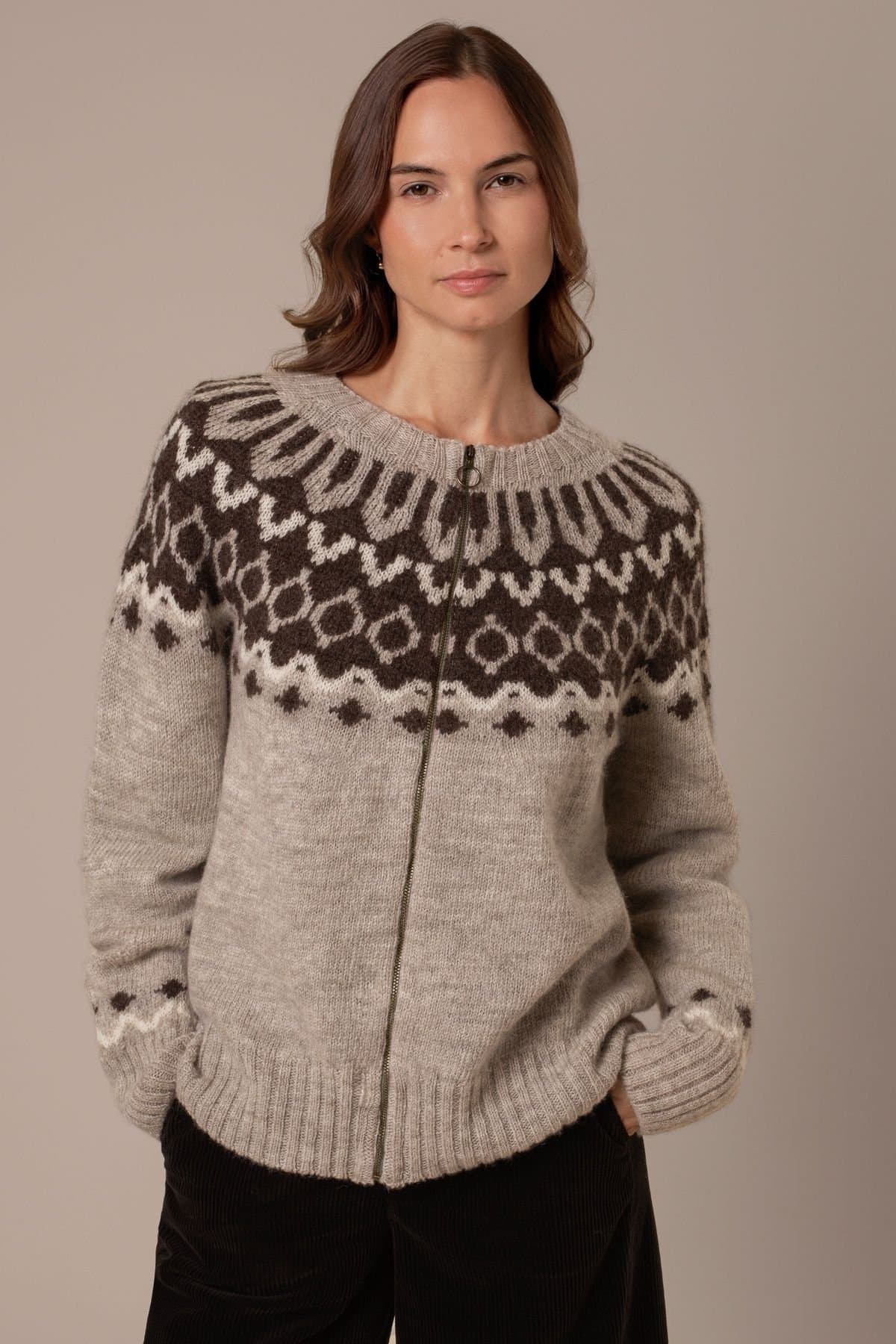 Celtic & Co Celtic & Co Women's Brit Wool Chevron Yoke Cardi in Light Beige