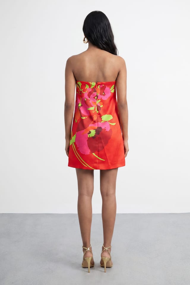 Warehouse Warehouse Women's Satin Strapless Placement Floral Print Mini Dress in Red - 2