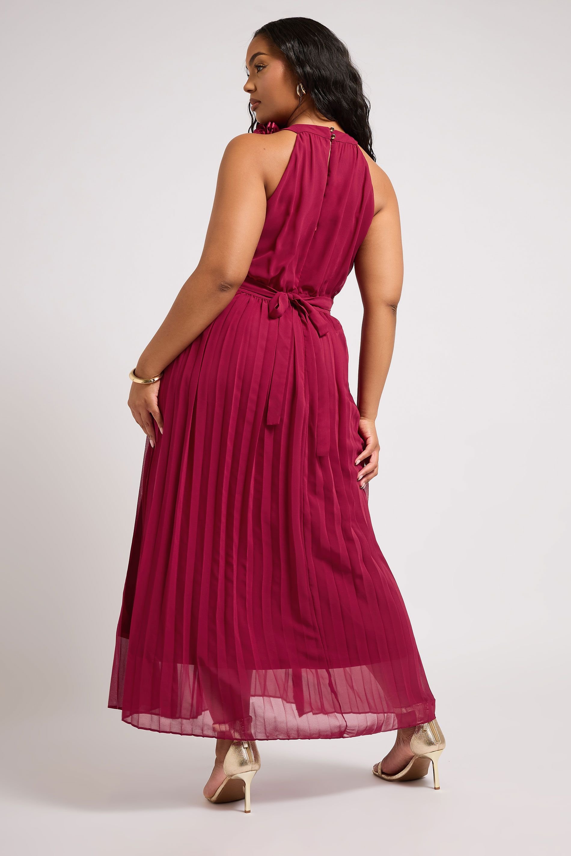 Yours Yours Women's Corsage Pleated Maxi Dress in Red - 4