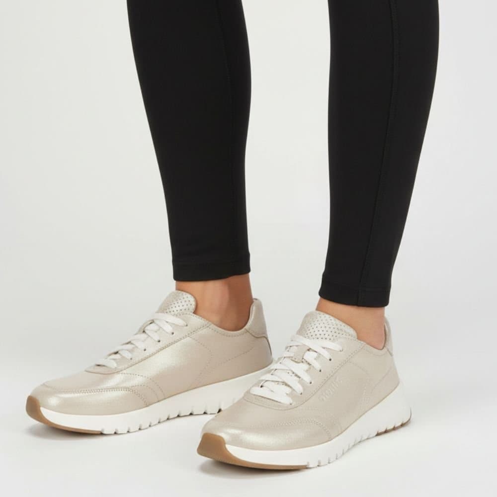 Vionic Vionic Women's Uptown Sneaker Trainers in Gold