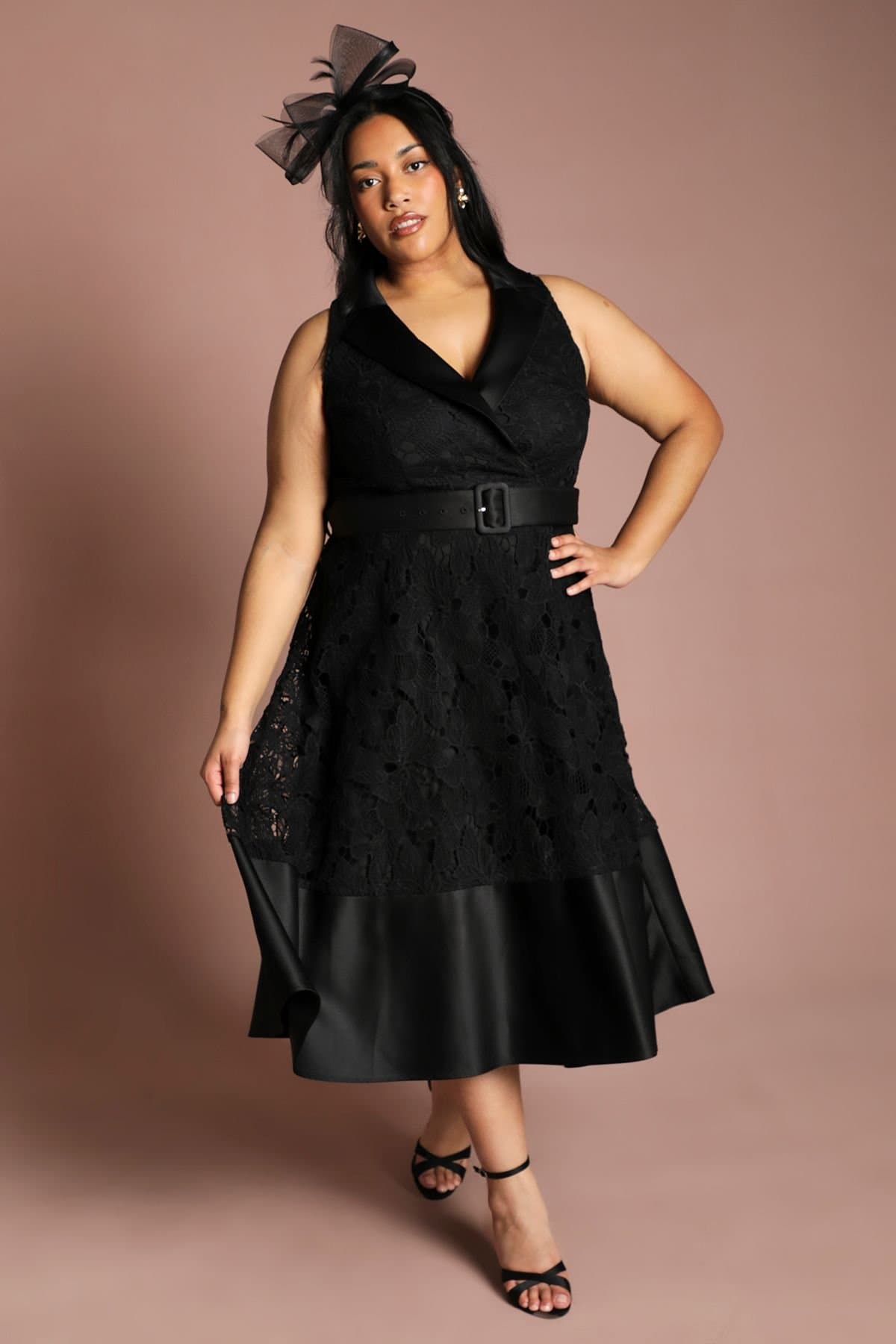 Coast Coast Women's Plus Lace Sleeveless Satin Contrast Midi Skirt Dress in Black