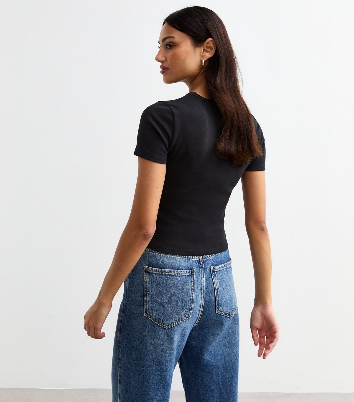 New Look Women's Black Ribbed Crew Neck Baby Tee T-Shirt New Look - 4