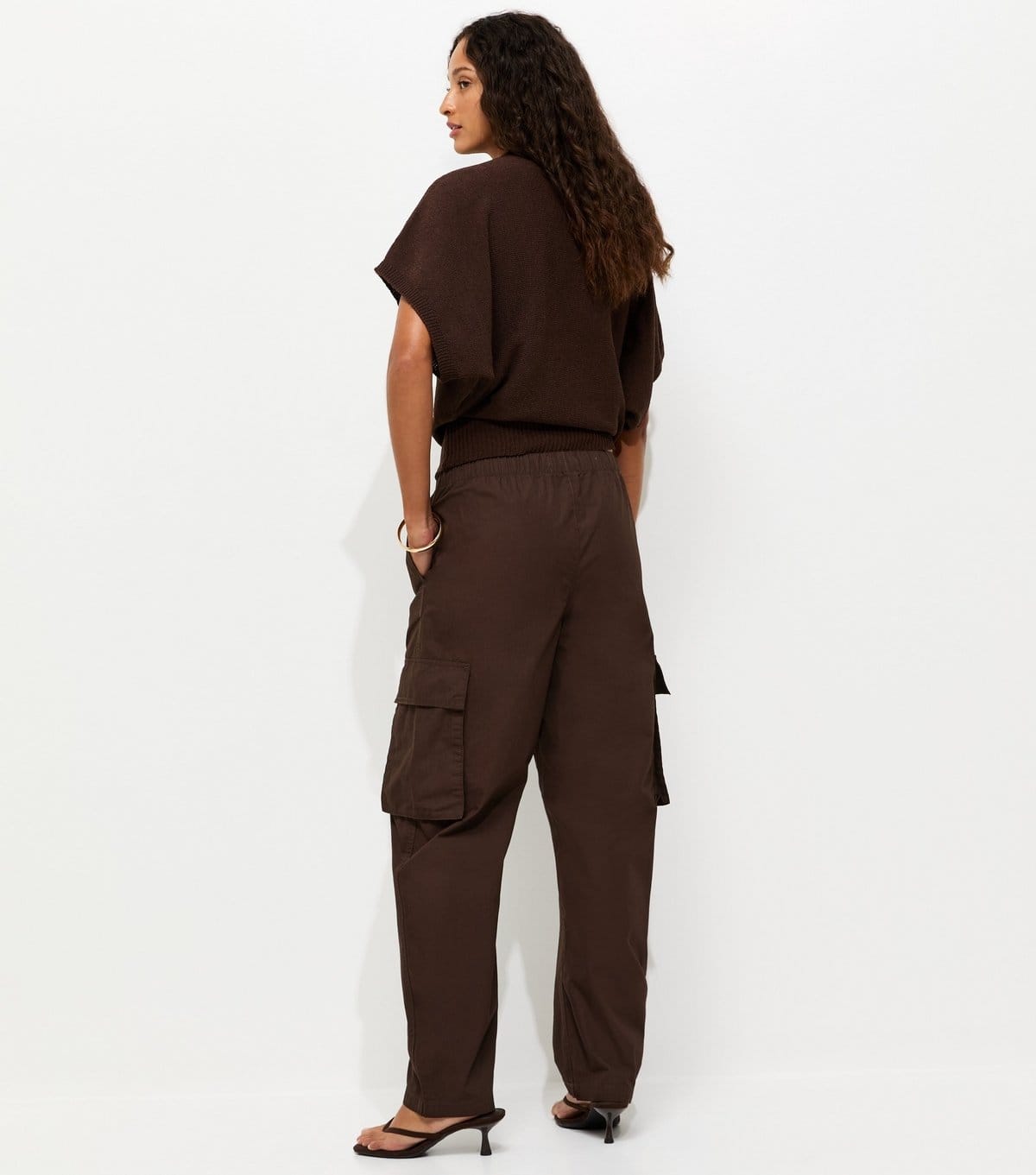 New Look Women's Dark Brown Barrel Leg Utility Cargo Trousers New Look - 4