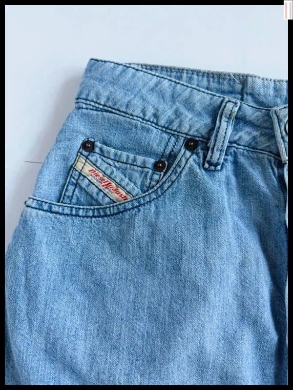 Diesel Vintage Diesel denim mini skirt high rise button front Y2K made in Italy size 29