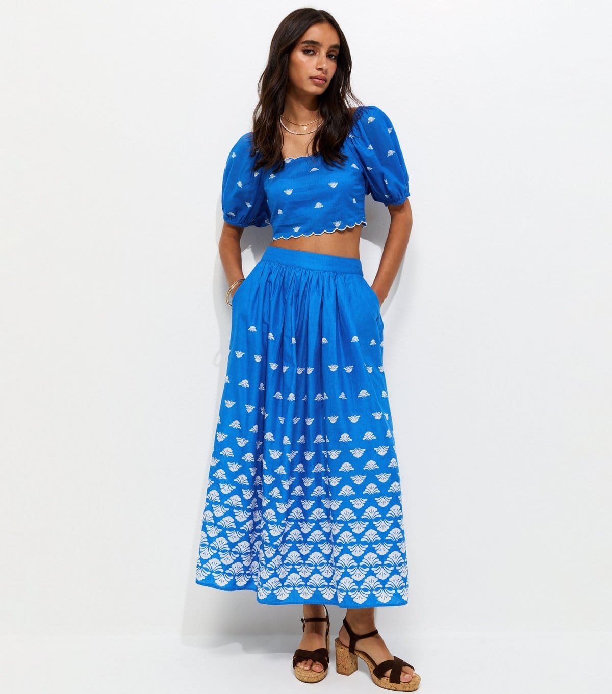 New Look Women's Bright Blue Flower Print Gathered Midi Skirt New Look - 1