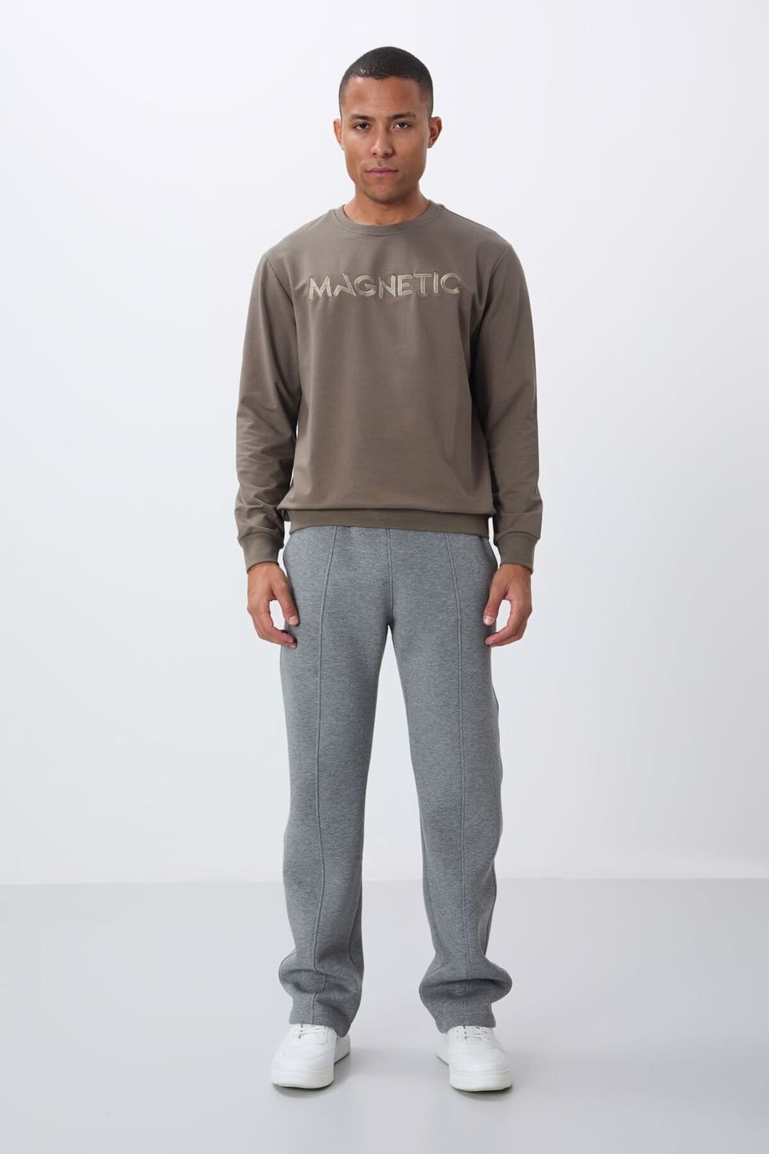 Tommy Life Tommy Life Men's Printed Crew Neck Sweatshirt in Taupe - 4