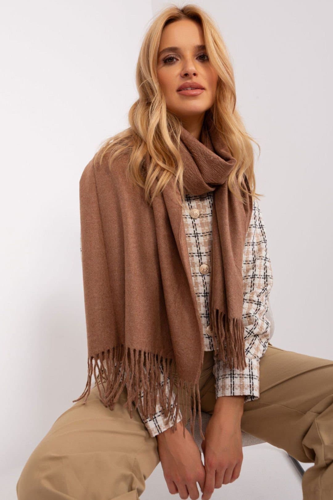 Love Lace Love Lace Women's Warm Winter Long Scarf with Decorative Tassels for Cozy Wrap in Brown