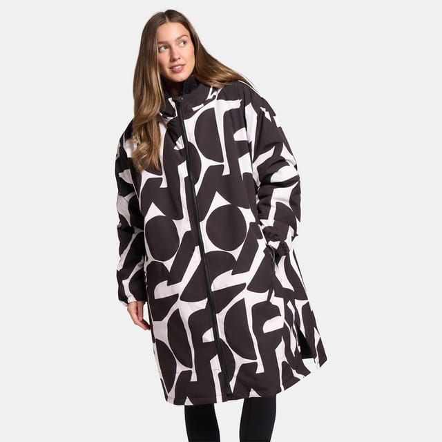 OHS OHS Women's 2 Piece Geo Print Changing Robe & Half-Zip Teddy Fleece Co-Ord Set in Black - 2