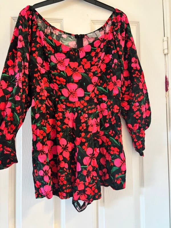 ASOS ASOS Pink & Red Floral Playsuit Size 12 Long Sleeve V-Neck Romper Summer Festival