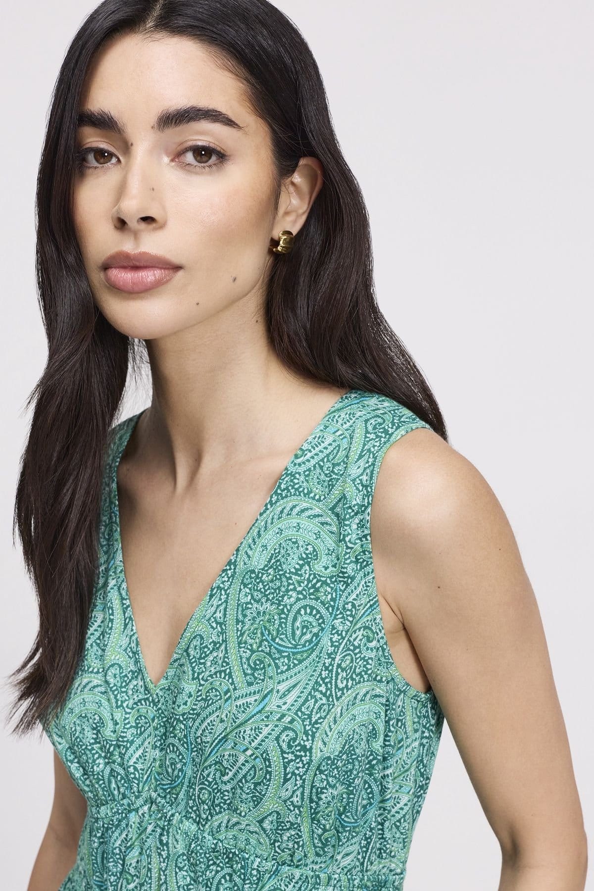 Finery London Finery London Women's Petite Shannon Cotton Tiered Midi Dress in Turquoise - 4