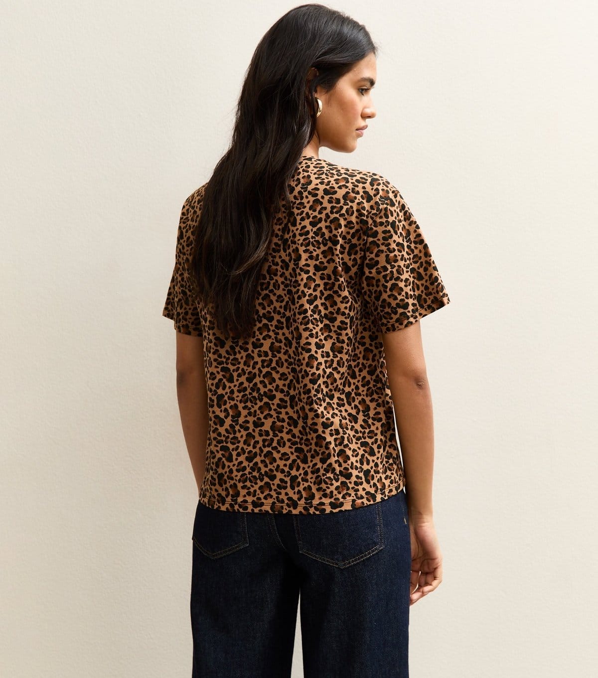 New Look Women's Brown Leopard Print T-Shirt New Look - 4