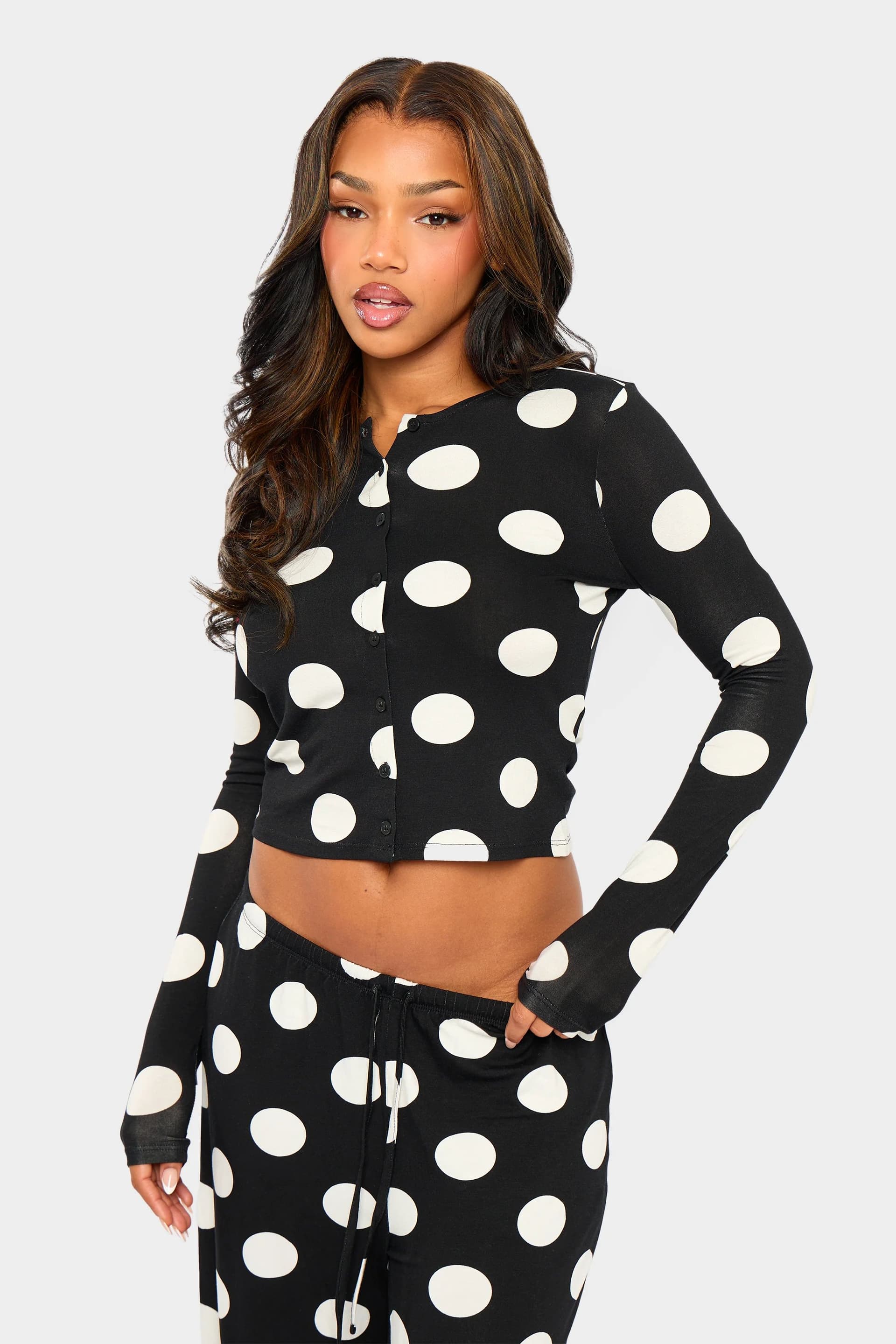 Kaiia Kaiia Polka Dot Button Up Long Sleeve Crop Top in Black