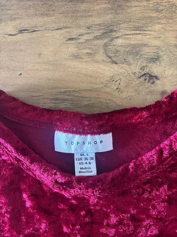 Topshop Topshop velvet crop top