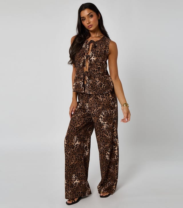 Urban Bliss Women's Brown Leopard Print Tie Front Waistcoat Urban Bliss New Look - 3