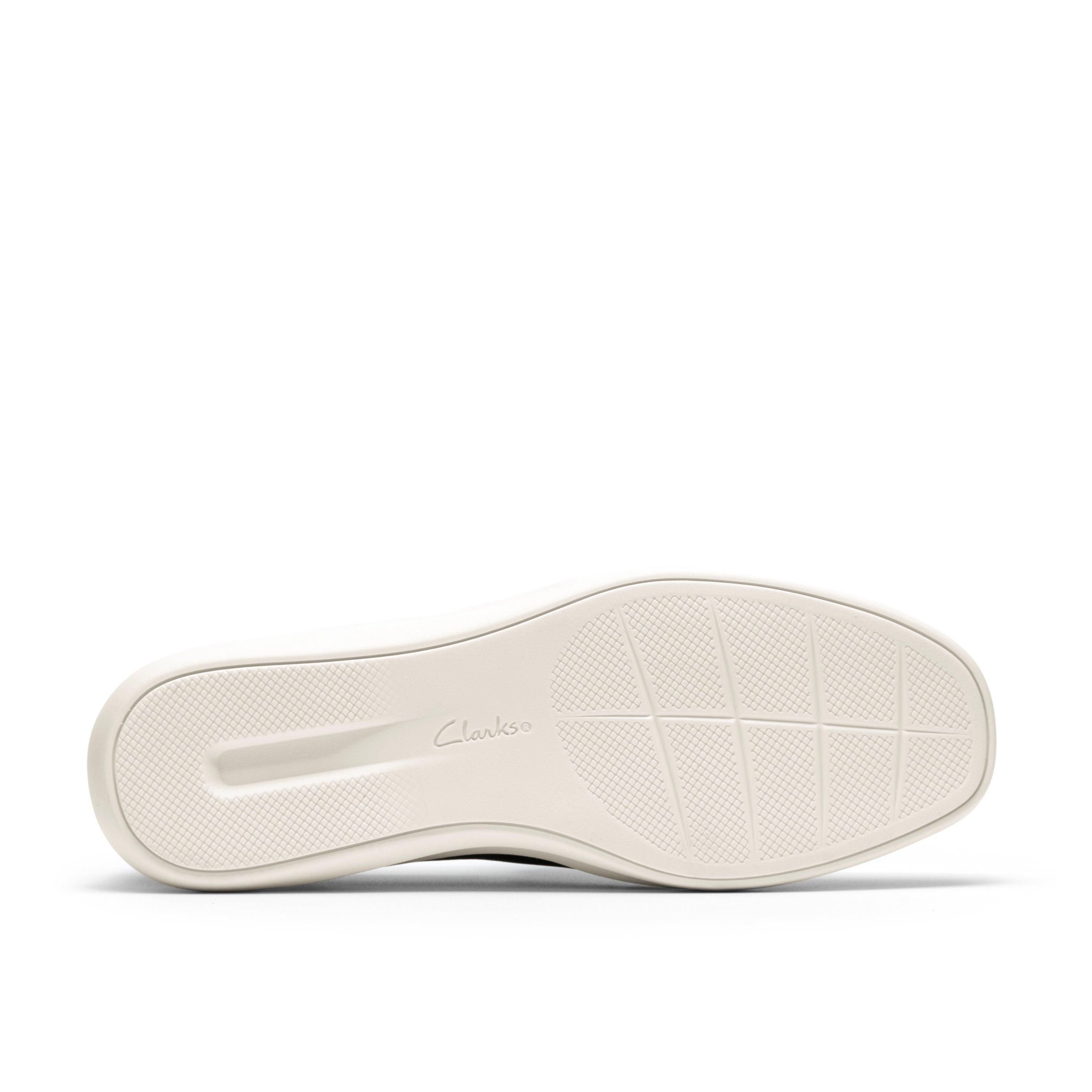 Clarks Clarks Women's Lynell Sky Stone Nubuck Slip Ons in Beige - 3