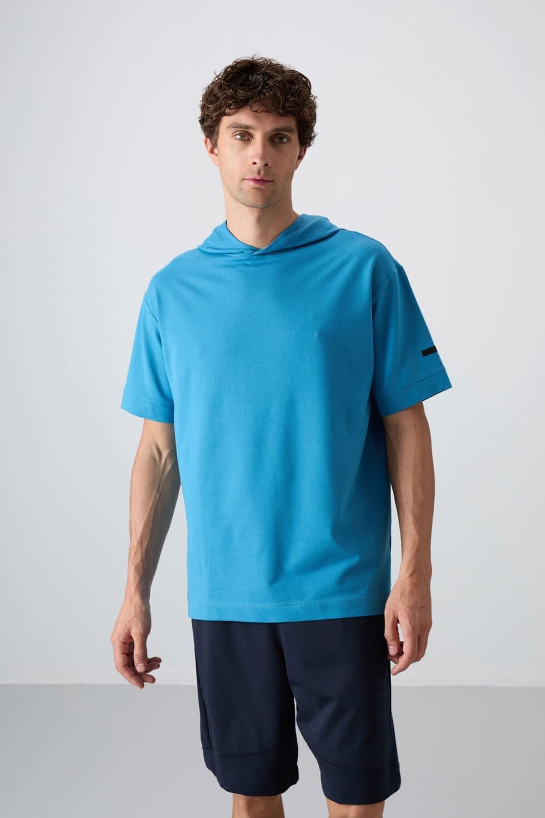 Tommy Life Tommy Life Men's Oversized Hooded Short-Sleeve T-Shirt in Blue