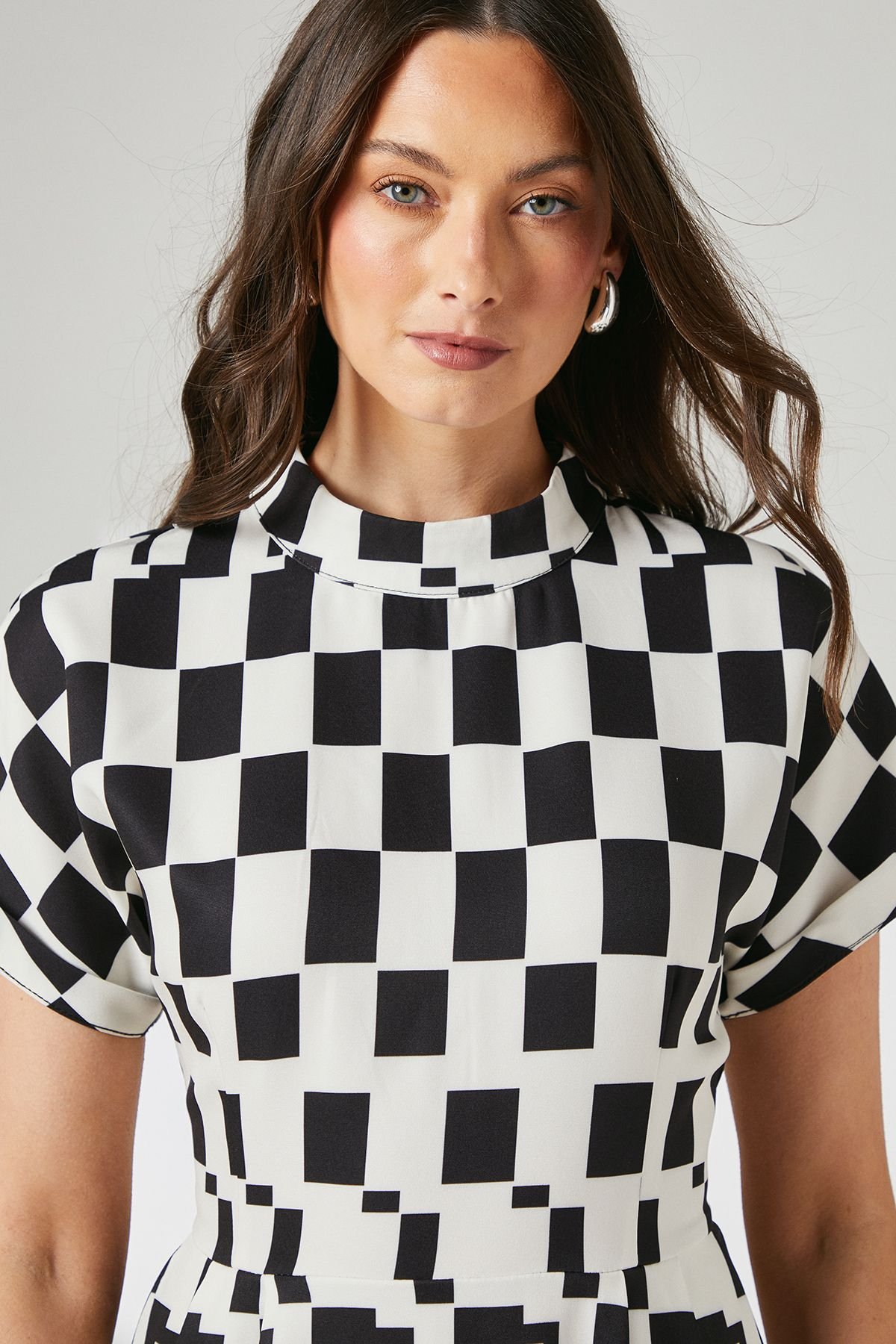 Principles Principles Women's Geo Print High Neck Detail Crepe Midi Dress in Mono - 4