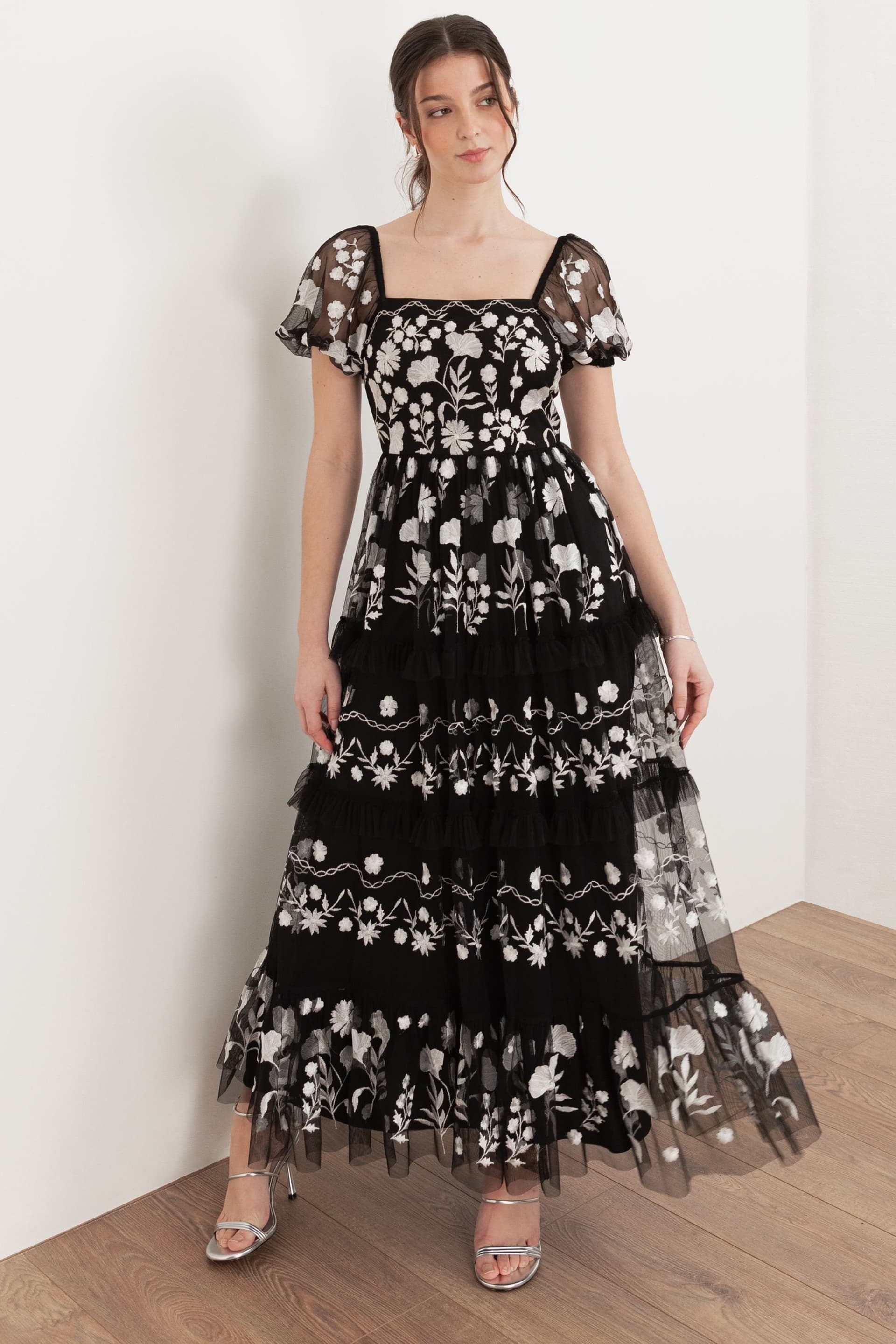 Maya Deluxe Maya Deluxe Women's Floral Embroidered Short Sleeve Midaxi Dress in Black
