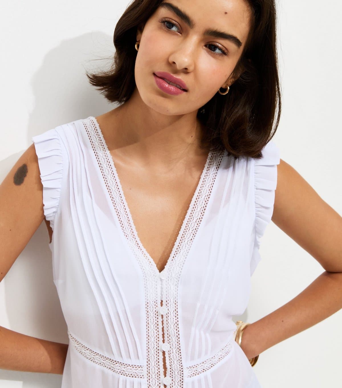 New Look Women's Cream Pintuck Lace Trim Semi-Sheer Top New Look