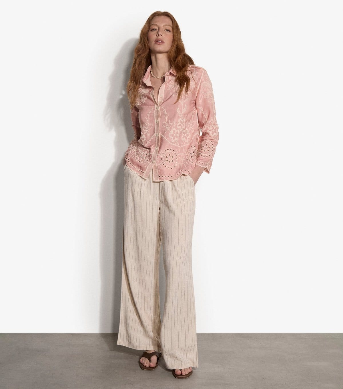 Apricot Women's Pink Floral Print Cutwork Shirt Apricot New Look - 4