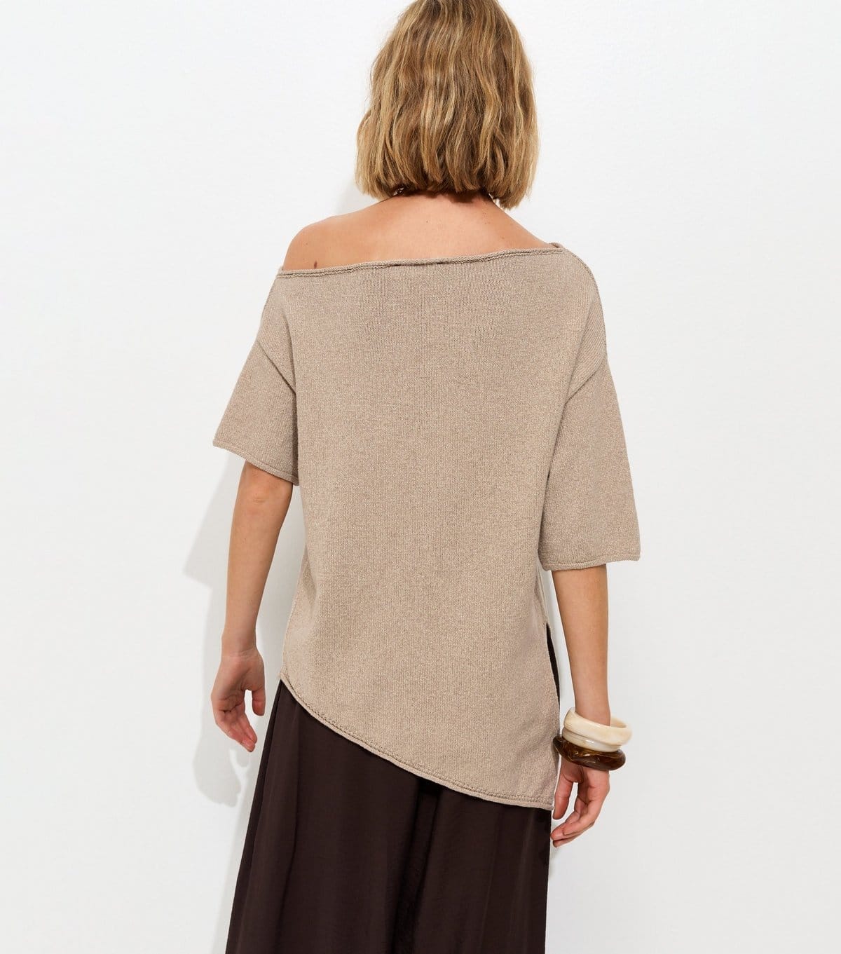 New Look Women's Oatmeal Asymmetric Relaxed Slub T-Shirt New Look - 4