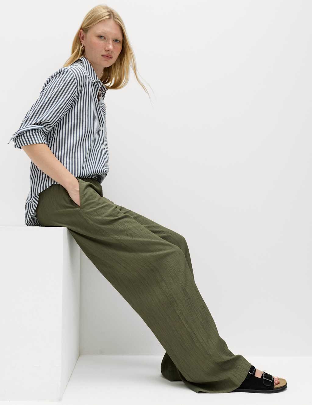 Marks & Spencer M&S Crinkle Elasticated Waist Wide Leg Trousers Khaki - 4