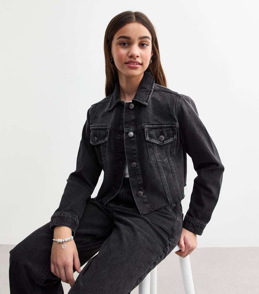 New Look Girls' Black Cropped Distressed Denim Jacket New Look - 1