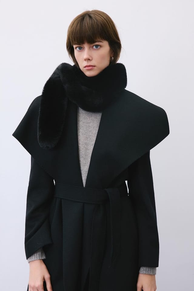 RUE RUE Women's Black Fluffy Faux Fur Scarf - 2
