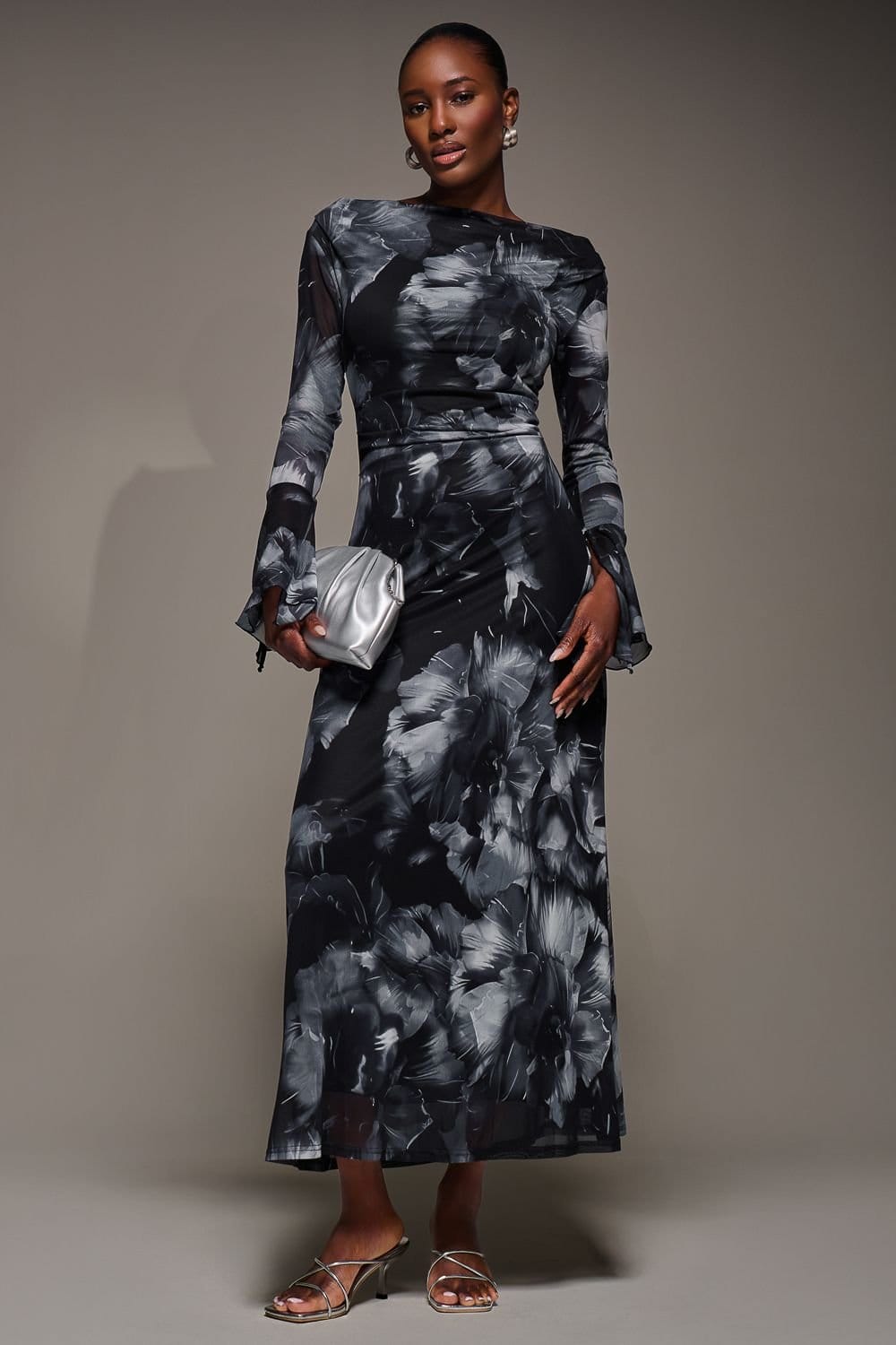 Jolie Moi Jolie Moi Women's Long Sleeve Slash Neck Maxi Dress in Black - 4