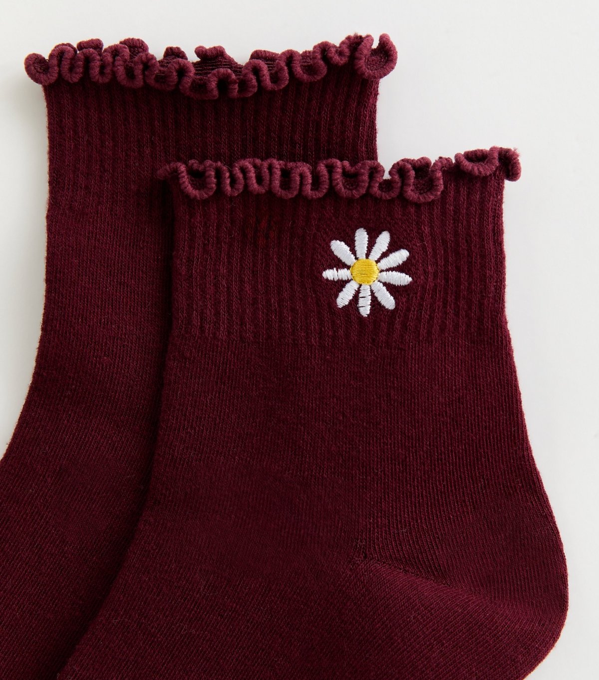 New Look Burgundy Embroidered Daisy Frill Ankle Socks New Look - 2