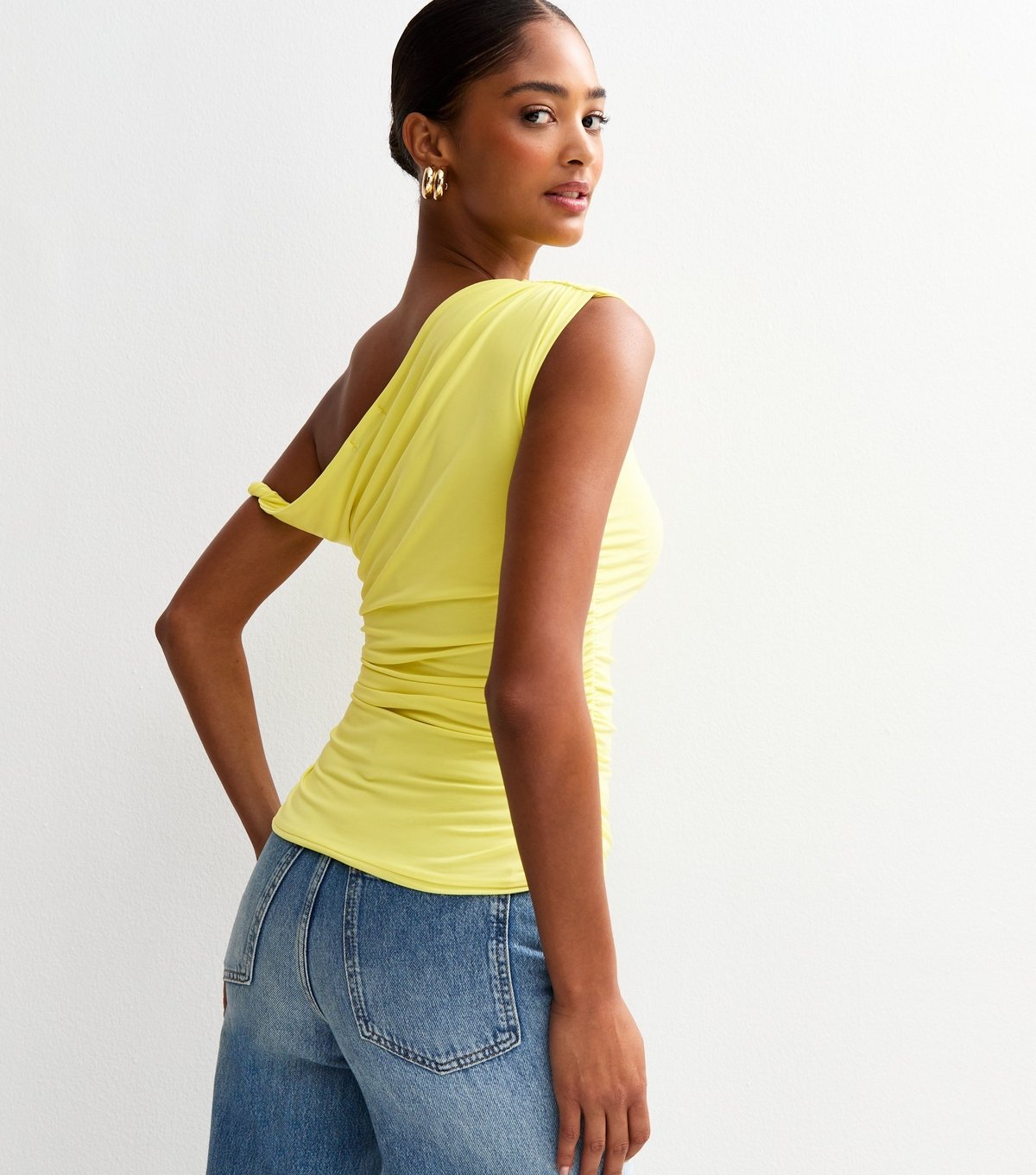 Pink Vanilla Women's Yellow Twisted Off The Shoulder Top Pink Vanilla New Look - 4