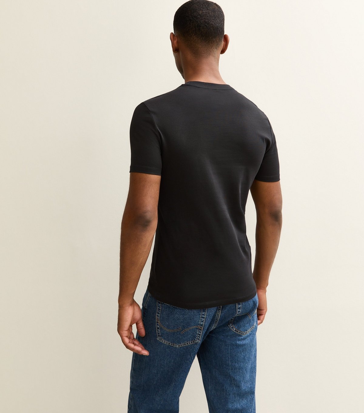 New Look Men's Black Muscle Fit T-Shirt New Look - 4