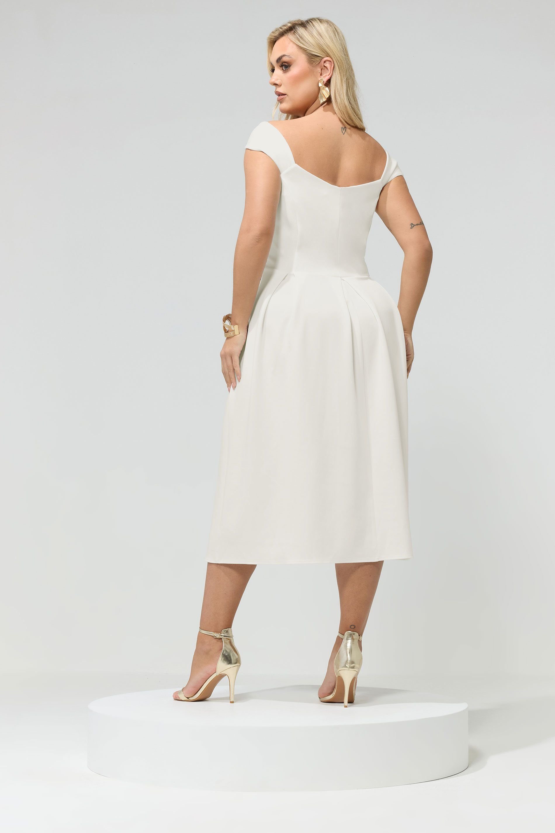 Yours Yours Women's Sweetheart Midi Skater Dress in White - 4