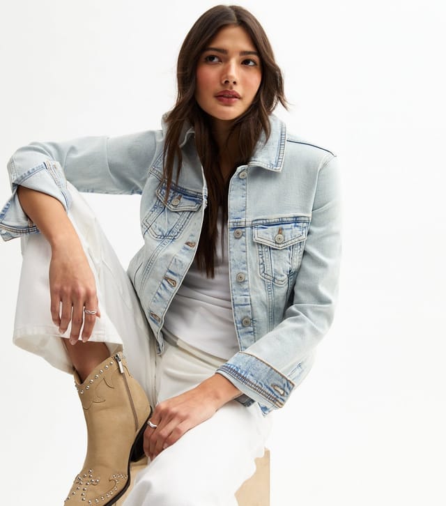 New Look Women's Bright Blue Light Wash Denim Jacket New Look - 2