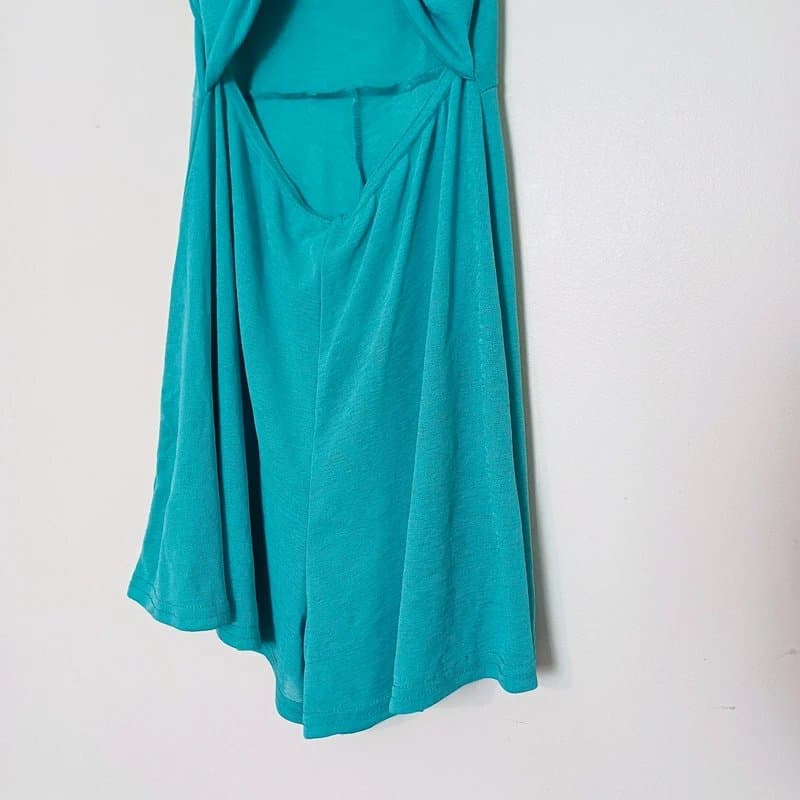 Boohoo Boohoo women's gap front blue Textured jumpsuit- playsuit size 8 - 10 small S worn once