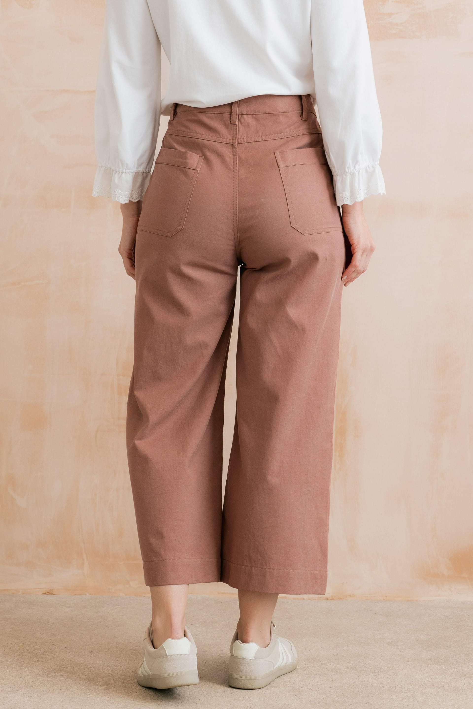 Lily & Me Lily & Me Women's Amelia Cropped Wide Leg Trousers in Pink - 4
