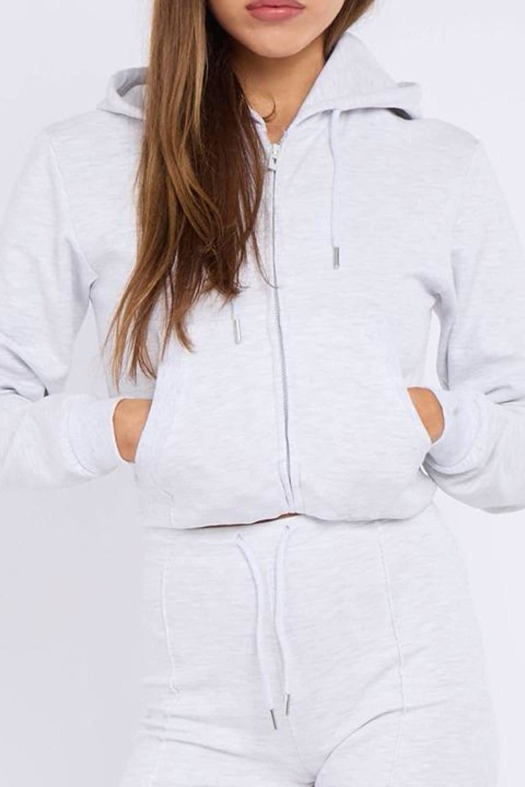 STYLEWISE STYLEWISE Women's Zipped Hooded Crop Top & Seam Detail Shorts Fleece Co-ord in Grey - 4