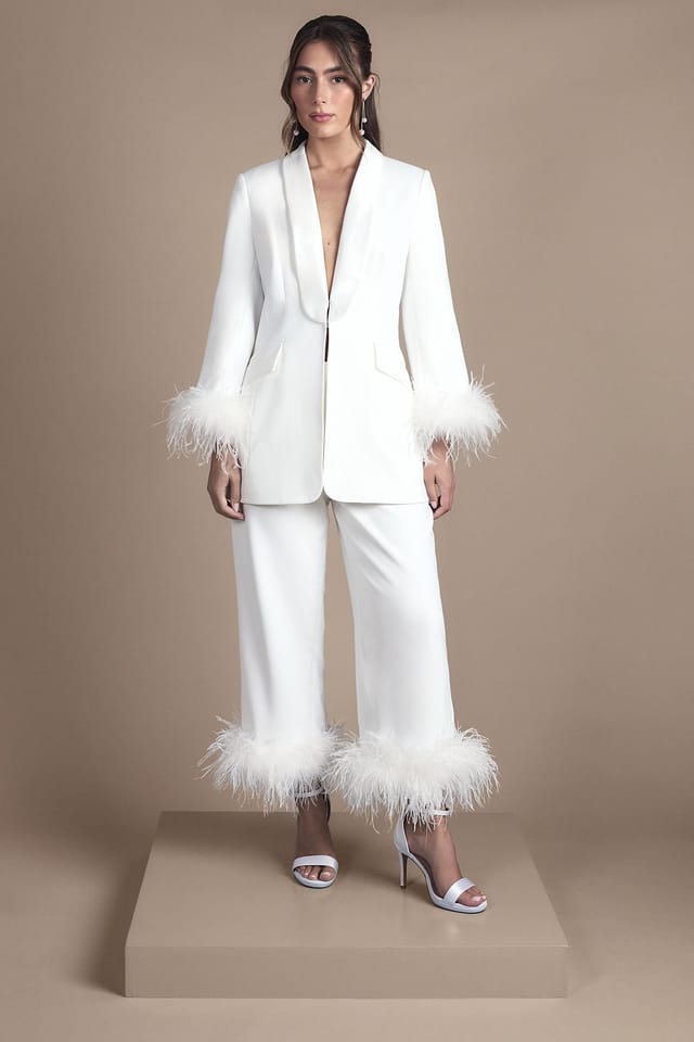 Coast Coast Women's Feather Trim Cropped Trouser in Ivory - 2