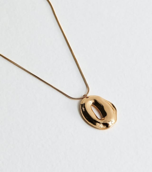 New Look Gold Tone Chunky Oval Pendant Necklace New Look - 3