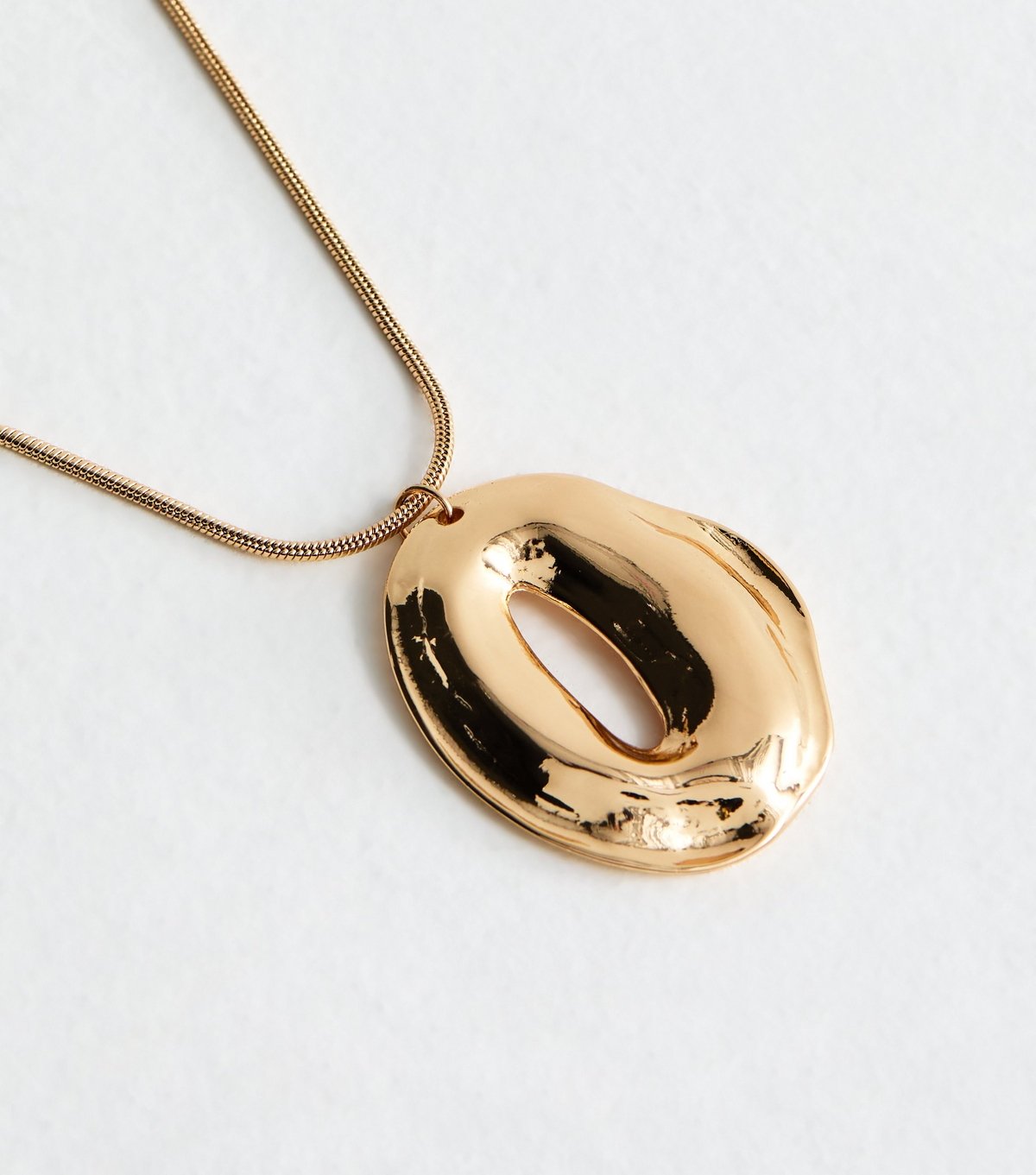 New Look Gold Tone Chunky Oval Pendant Necklace New Look - 4