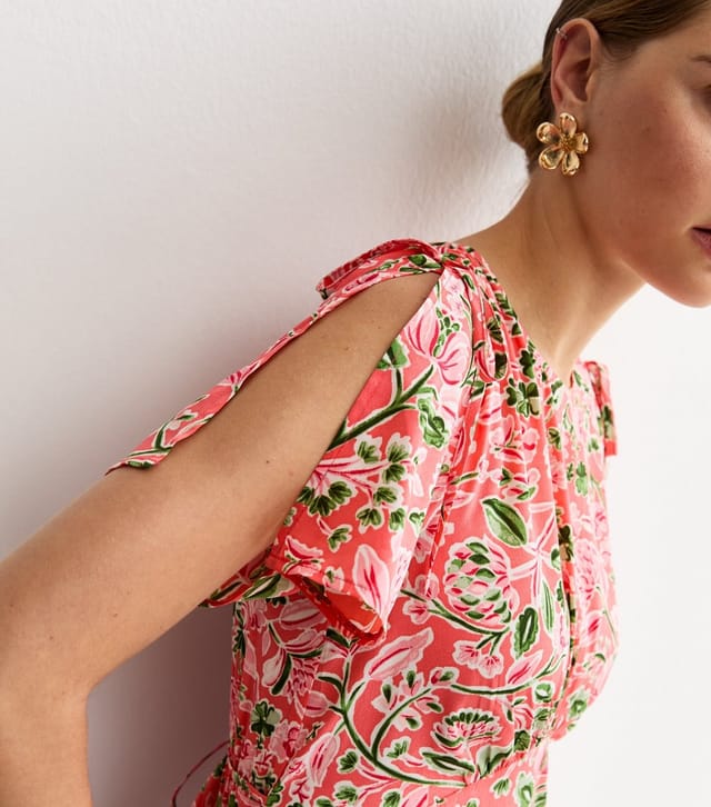 New Look Women's Pink Floral Flutter Sleeve Midi Dress New Look - 2