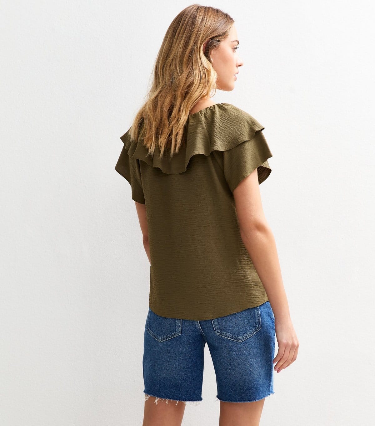 New Look Women's Khaki Crinkle Texture Frill Trimmed Short Sleeve Blouse New Look - 4