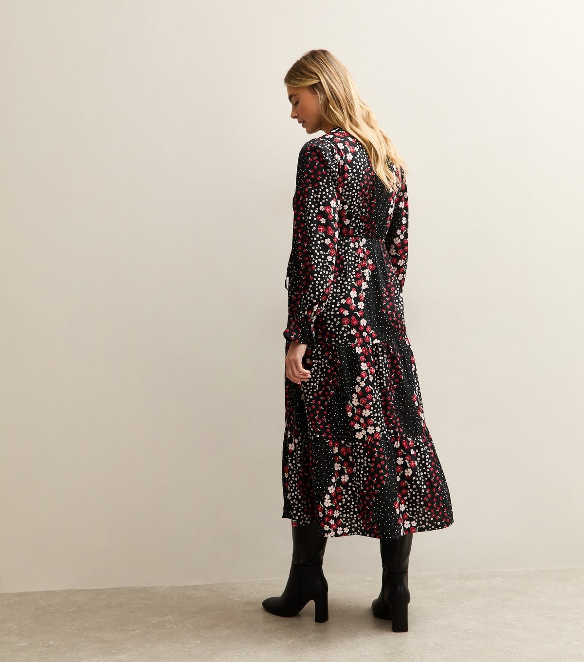 New Look Women's Maternity Black Floral Crepe Wrap Midi Dress New Look - 4