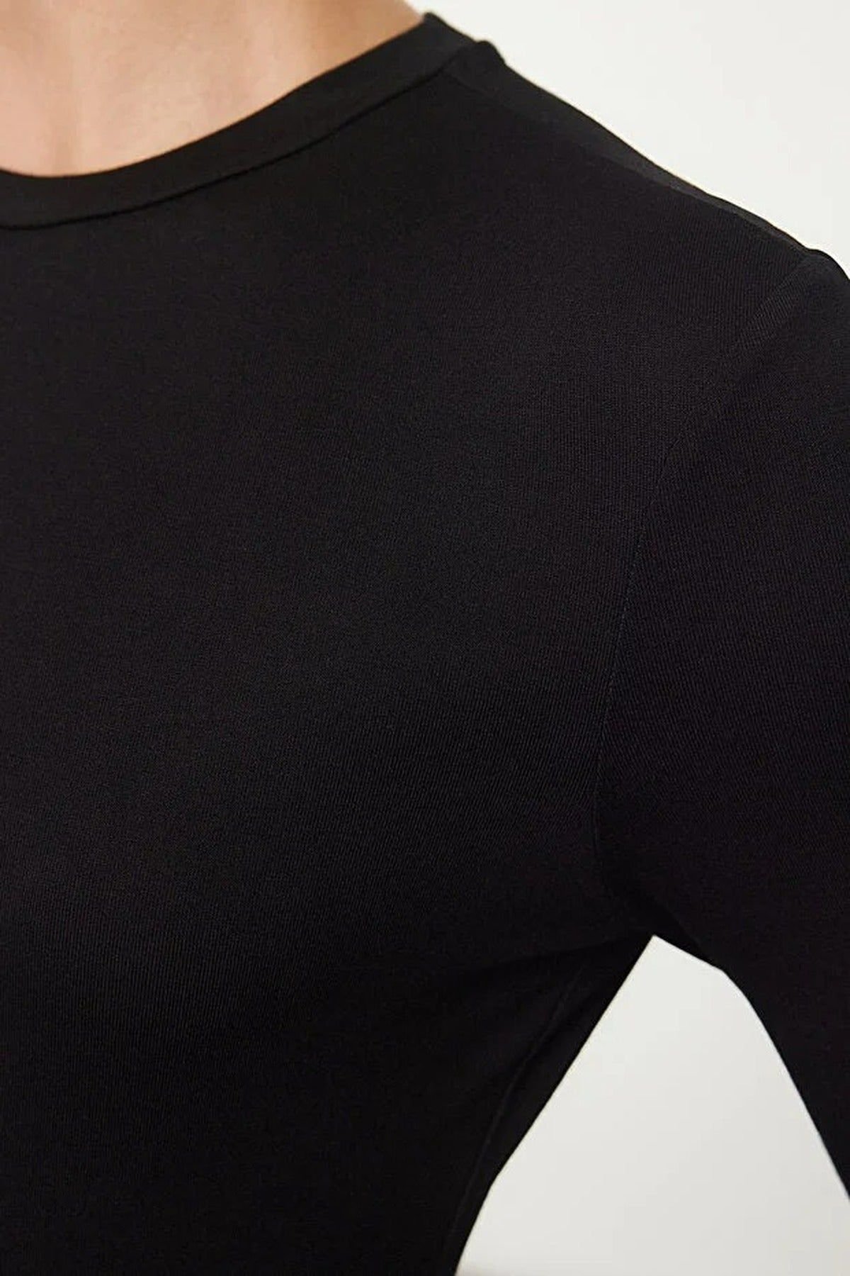 WOVCOR WOVCOR Women's Crew Neck Long Sleeve Knit Bodysuit in Black - 4