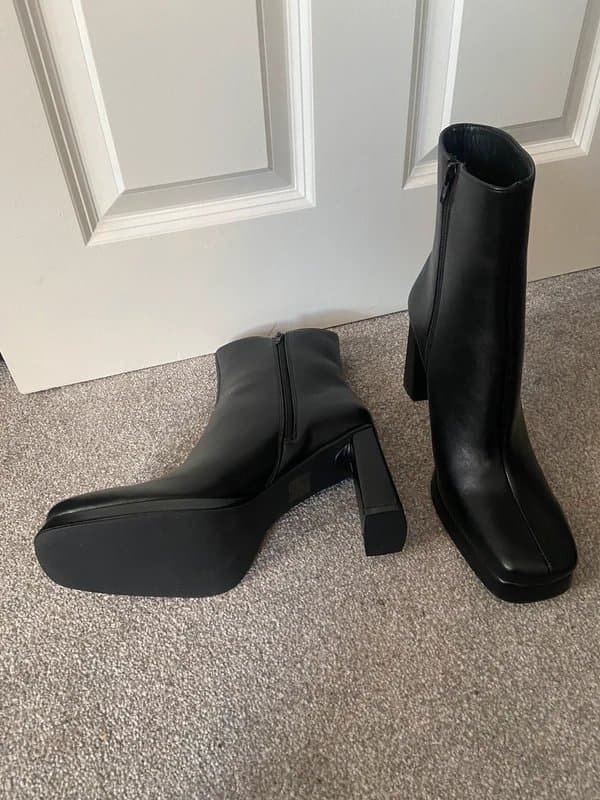 ASOS ASOS Faux leather black heeled boots