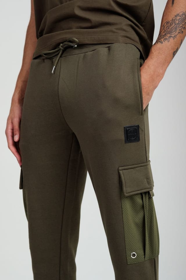 Foray Foray Men's Multi Pocket Utility Cargo Joggers in Khaki - 3