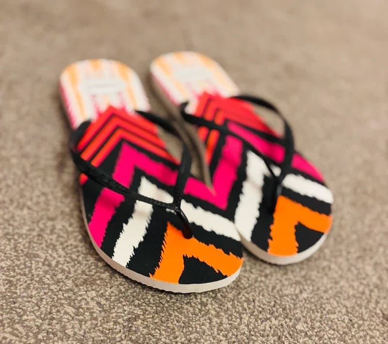 Havaianas Havaianas New  flip flop sliders sandals beach party holiday 6/7 39-40same day post